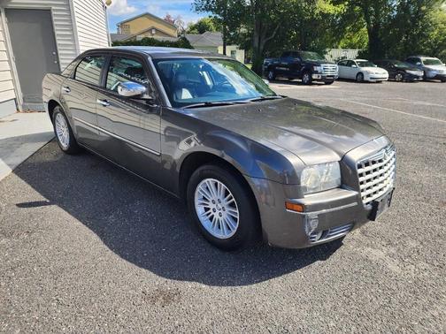 2010 Chrysler 300 Touring/Signature/Executive Series