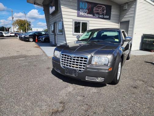 2010 Chrysler 300 Touring/Signature/Executive Series