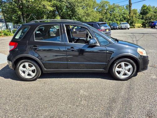 2009 Suzuki SX4 Technology