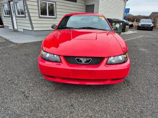 2004 Ford Mustang Base