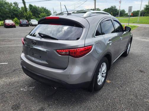 2011 INFINITI FX35 Base