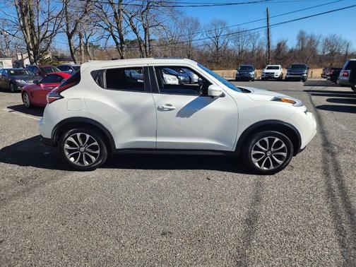 2017 Nissan Juke SV