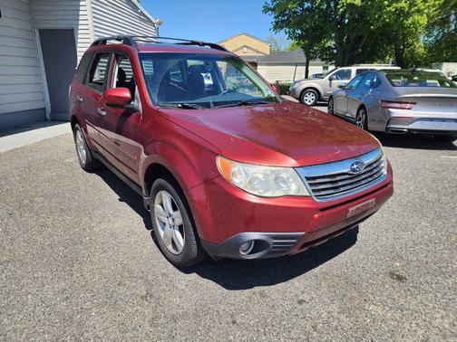 Burgundy 2009 Subaru Forester 2.5 X Limited