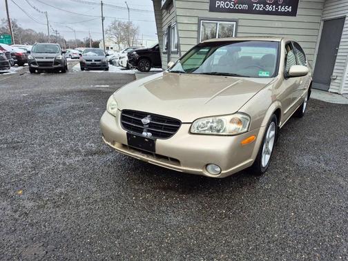 2000 Nissan Maxima SE
