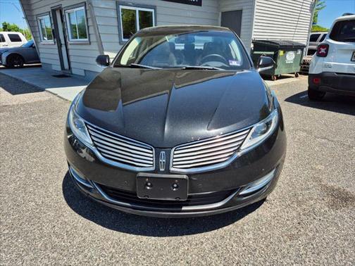 2013 Lincoln MKZ Base