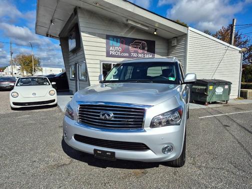 2012 INFINITI QX56 Base