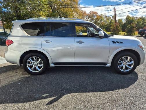 2012 INFINITI QX56 Base