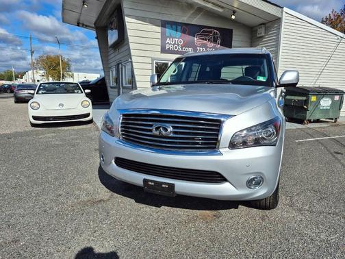 2012 INFINITI QX56 Base