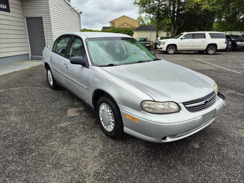 2003 Chevrolet Malibu Base