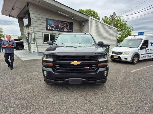 Black 2017 Chevrolet Silverado 1500 2LT