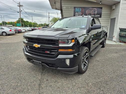 Black 2017 Chevrolet Silverado 1500 2LT