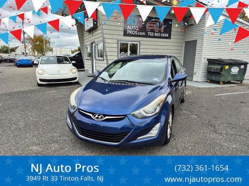 2015 Hyundai ELANTRA SE