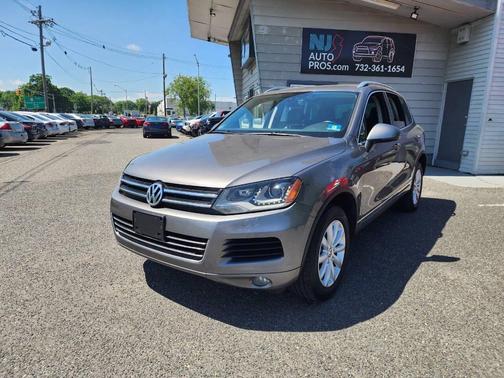 Charcoal 2012 Volkswagen Touareg VR6 Sport