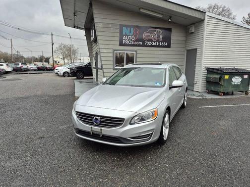 2016 Volvo V60 T5 Drive-E Premier