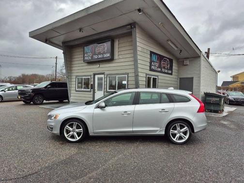 2016 Volvo V60 T5 Drive-E Premier