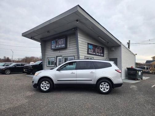 2016 Chevrolet Traverse LS