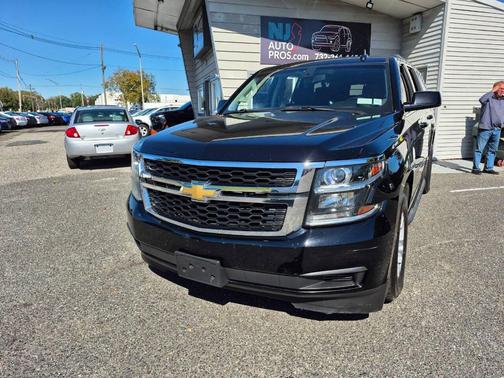 2017 Chevrolet Suburban LS