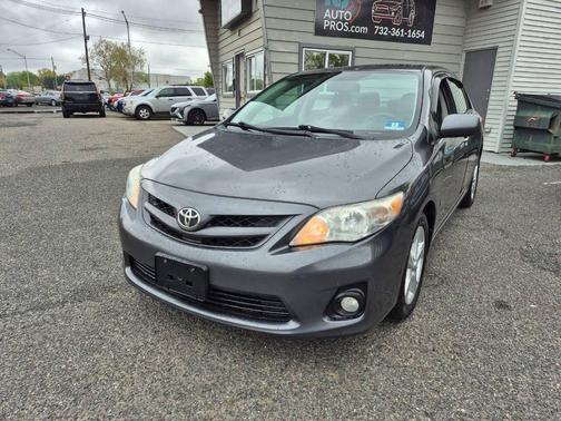 Magnetic Gray Metallic 2012 Toyota Corolla LE