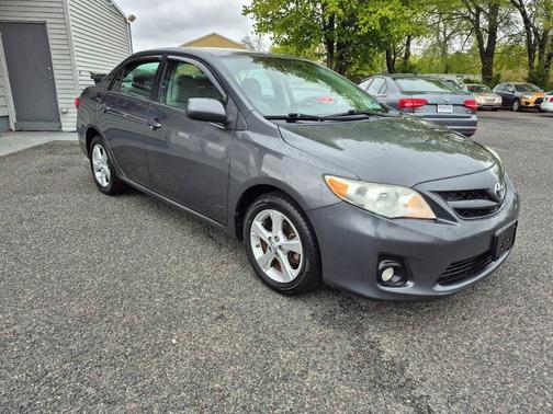 Magnetic Gray Metallic 2012 Toyota Corolla LE