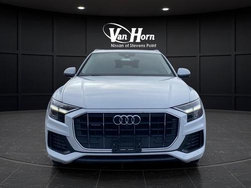Glacier White Metallic 2021 Audi Q8 55 Premium