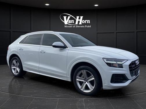 Glacier White Metallic 2021 Audi Q8 55 Premium