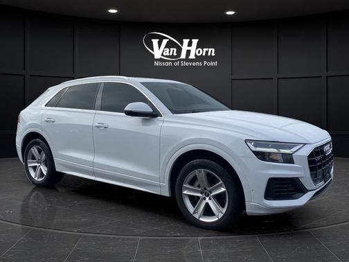 Glacier White Metallic 2021 Audi Q8 55 Premium