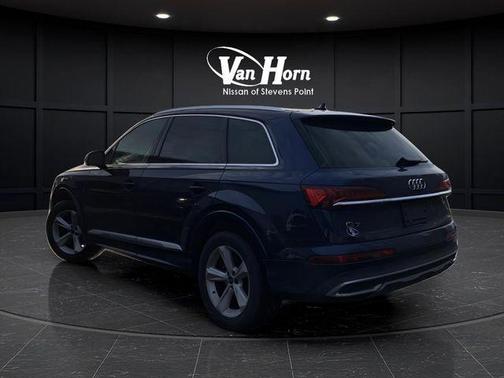 2023 Audi Q7 45 Premium Plus