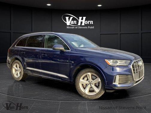 2023 Audi Q7 45 Premium Plus