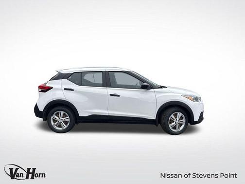 2019 Nissan Kicks S