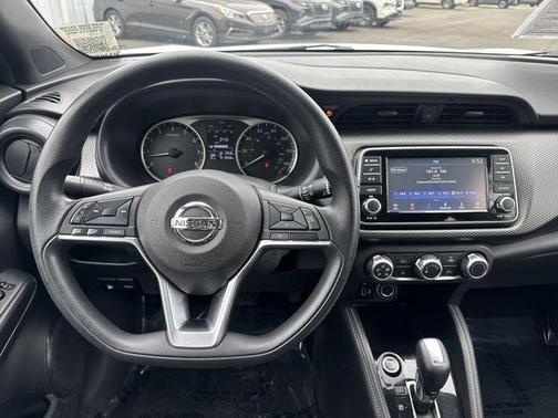 2019 Nissan Kicks S