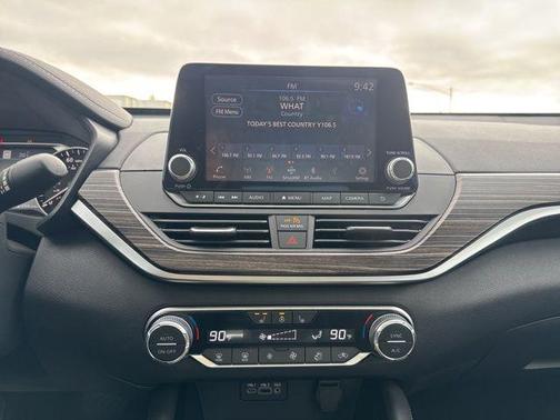 2022 Nissan Altima 2.5 SL