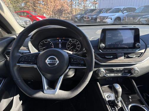 2022 Nissan Altima 2.5 SL