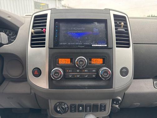 2020 Nissan Frontier SV