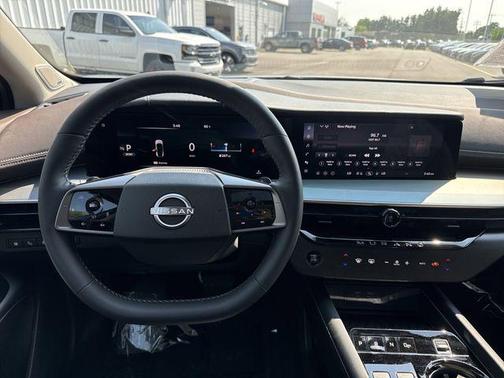 2025 Nissan Murano Platinum