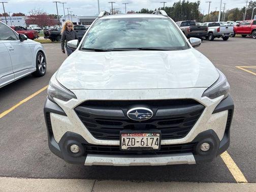 2023 Subaru Outback Touring