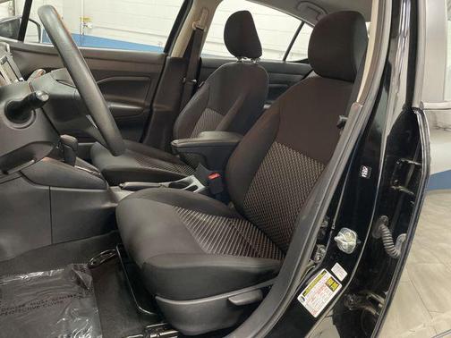 2021 Nissan Versa 1.6 S