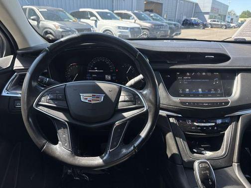 2019 Cadillac XT5 Luxury