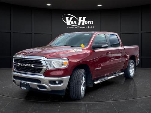 Delmonico Red Pearlcoat 2022 RAM 1500 Big Horn/Lone Star