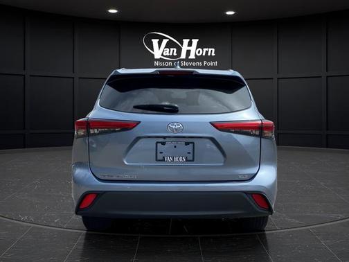 Moon Dust 2020 Toyota Highlander XLE