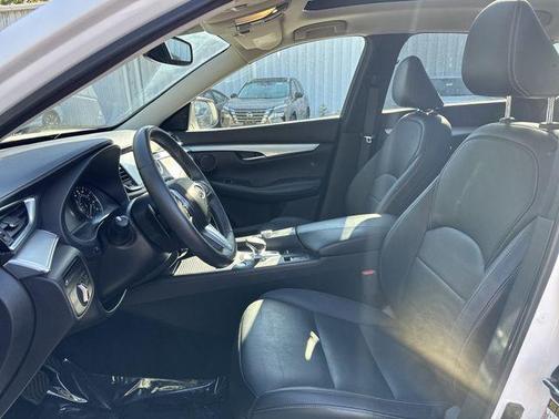 2019 INFINITI QX50 Luxe