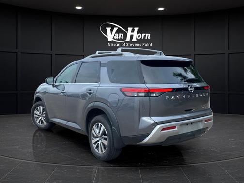 Gun Metallic 2025 Nissan Pathfinder SL 4WD
