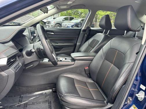 2021 Nissan Altima SR FWD