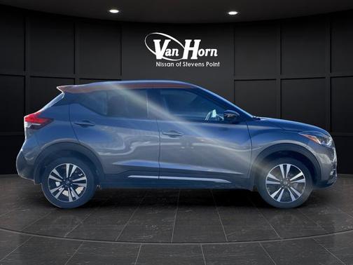 2018 Nissan Kicks SR