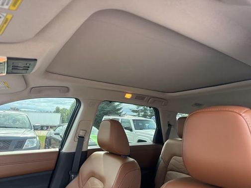 2023 Nissan Pathfinder Platinum 4WD