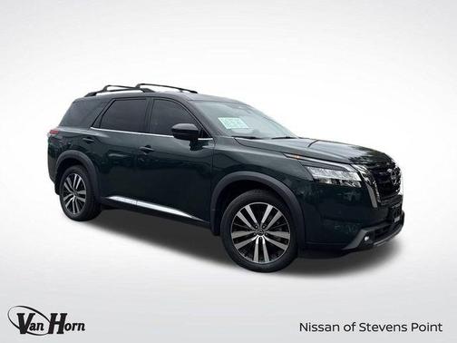 2023 Nissan Pathfinder Platinum 4WD