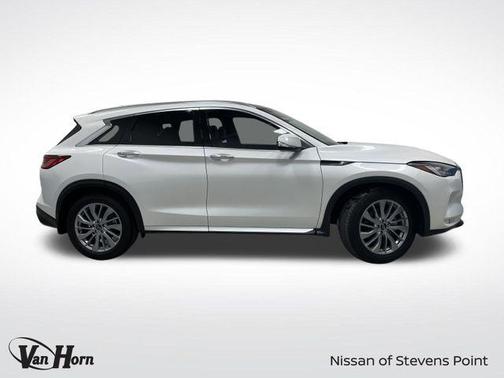 2023 INFINITI QX50 LUXE AWD