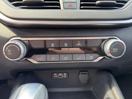 2021 Nissan Altima SR Intelligent AWD