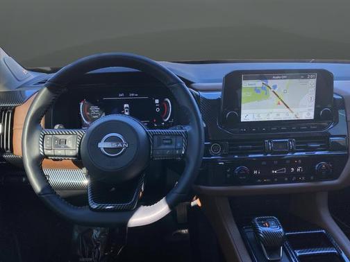 2024 Nissan Pathfinder Platinum 4WD