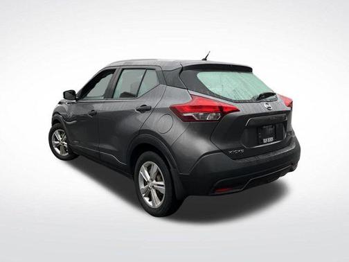 2019 Nissan Kicks S