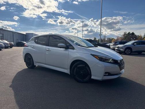 2023 Nissan Leaf SV PLUS 60 kWh